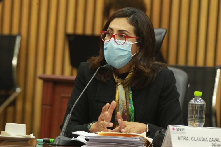 Claudia Zavala Pérez, Consejera Electoral.