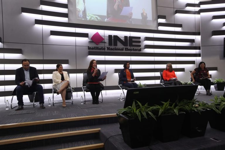 Presentación del libro "La Reforma en materia de violencia política contra las mujeres en razón de género y su homologación a nivel local: Avances y desafíos".