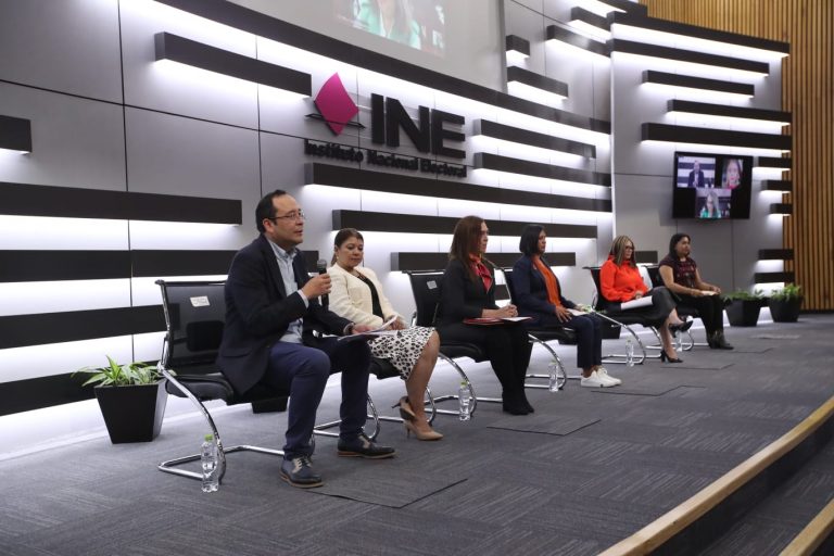 Presentación del libro "La Reforma en materia de violencia política contra las mujeres en razón de género y su homologación a nivel local: Avances y desafíos".