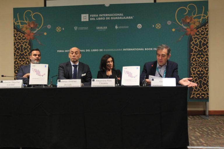 Presentación del Informe País 2020. en el marco de la Feria Internacional del Libro de Guadalajara.
