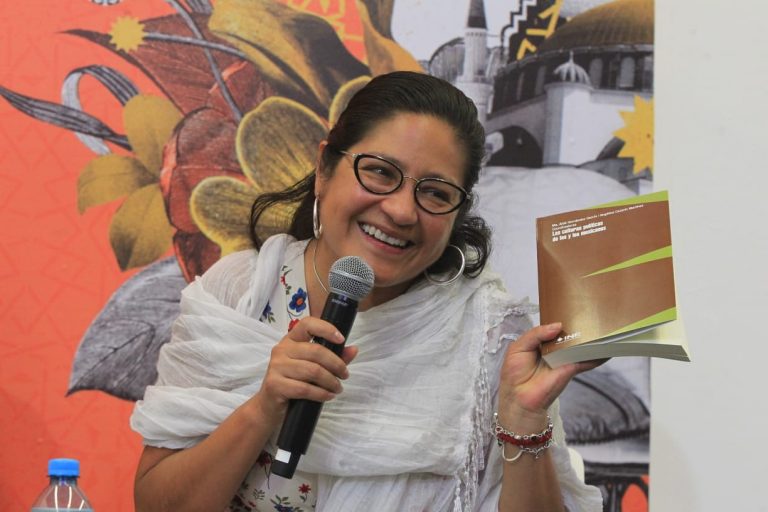 Aidé Hernández García, Coordinadora.