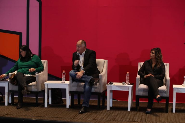 Héctor de Mauleón, El Universal.