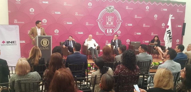 Juan Alfonso Mejía López, profesor de la Universidad de Sinaloa.