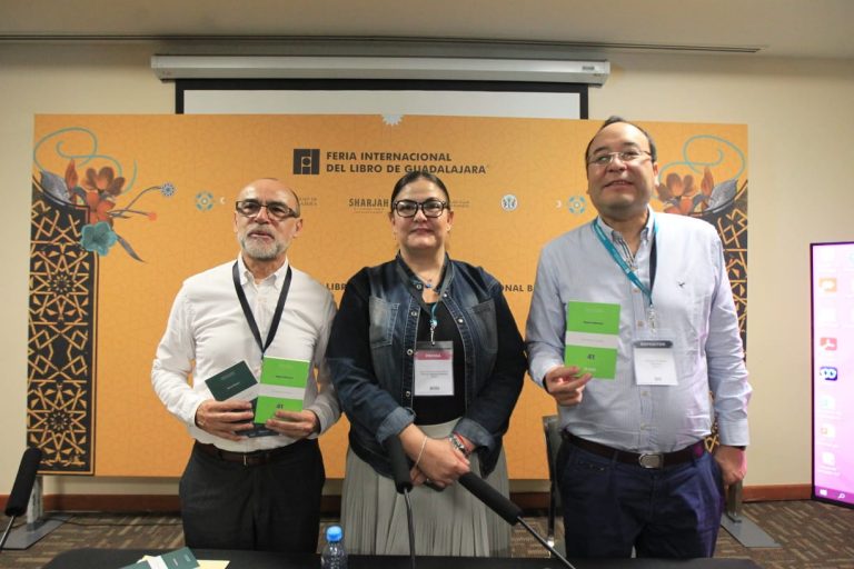 Presentación de las obras editoriales "Democracia y laicidad" y Democracia y Redes Soiciales.