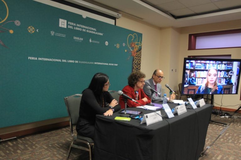 Presentación de la obra institucional  “Democracia y transparencia: binomio indisoluble”.