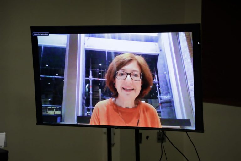 Yanina Welp Autora de La democracia directa (no) puede ser el problema: ni “Participacionismo improductivo” ni “partidocracia”.