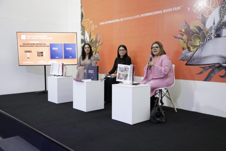 Presentación de la obra institucional. Memoria gráfica y documental del Proceso Electoral Federal 2020-2021, (Tomo I y II).