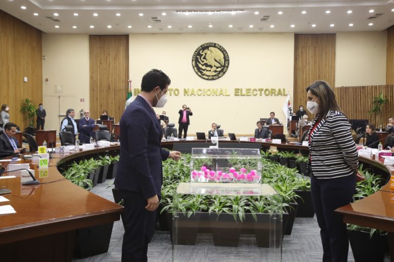 Sorteo de la letra, a partir de la cual se seleccionará a la ciudadanía que integrará las Mesas Directivas de Casilla en el Proceso Electoral Local 2022-2023.