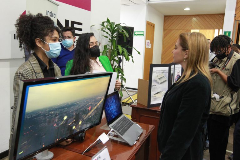 Inauguración: Exposición tecnología aplicada para Procesos Electorales y de Participación Ciudadana.