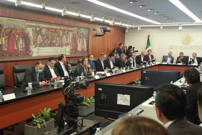 Reunión INE-Senado de la República para analizar implicaciones del Plan B de la reforma electoral