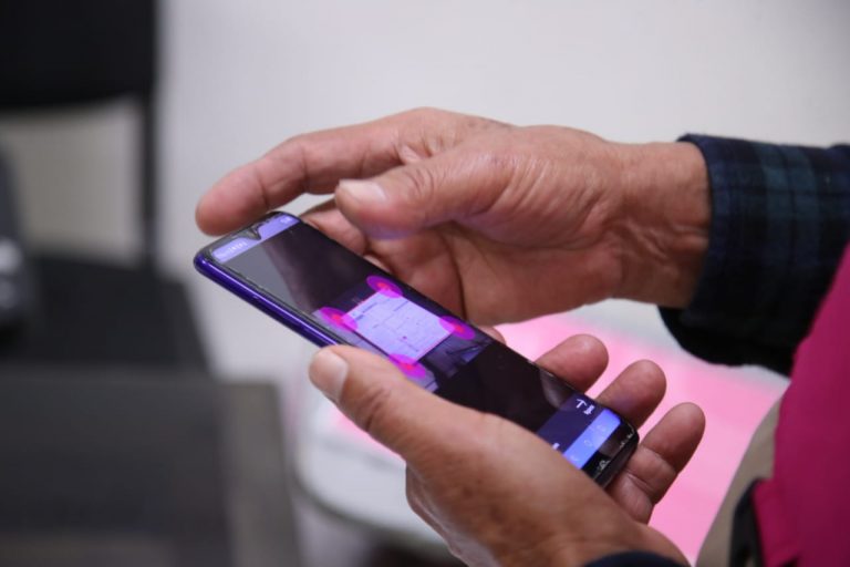 Armado de paquete electoral.