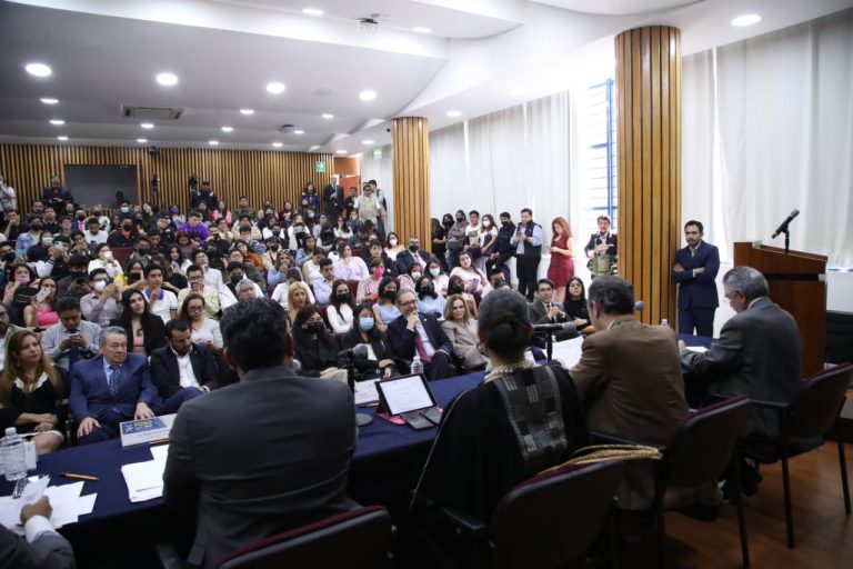 Mesa redonda inaugural sobre la reforma electoral 2022-2023.