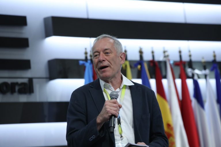 Bruno Kaufmann, Ex-presidente electoral de la Ciudad de Falun, Suecia.