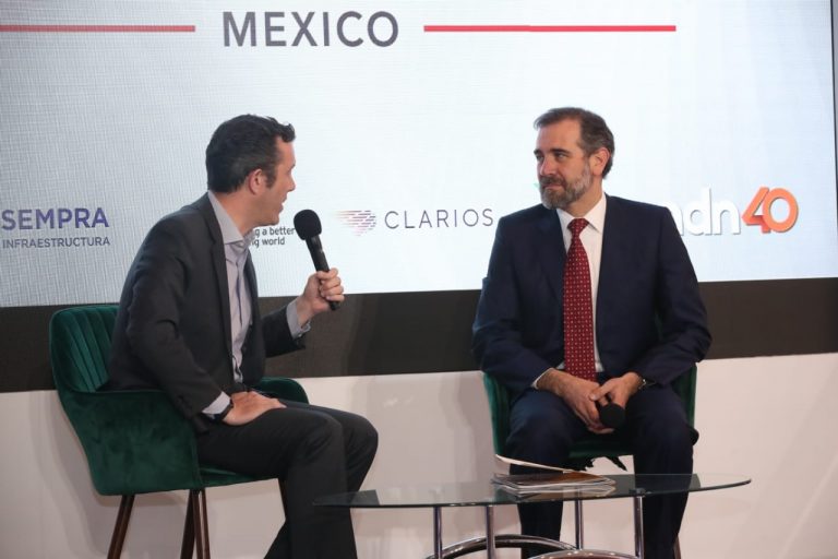 Encuentro con miembros de la Americana Society of Mexico.