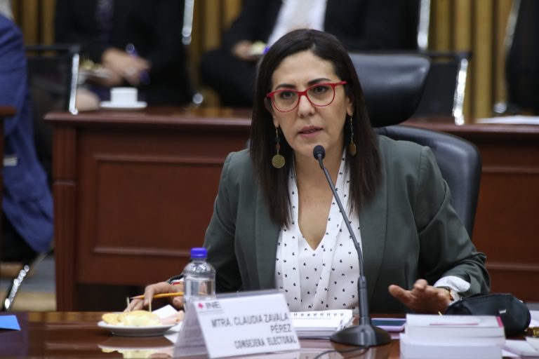 Claudia Zavala Pérez, Consejera Electoral.