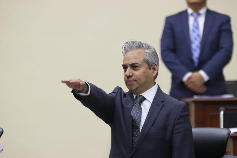 Toma de protesta de Miguel Ángel Patiño Arroyo como encargado del despacho de la Secretaría Ejecutiva.
