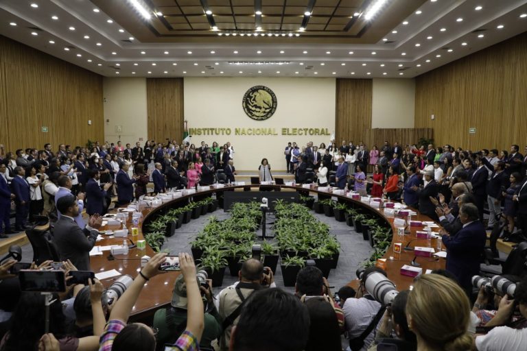 Toma de protesta de la Consejera Presidenta Guadalupe Tadei Zavala.