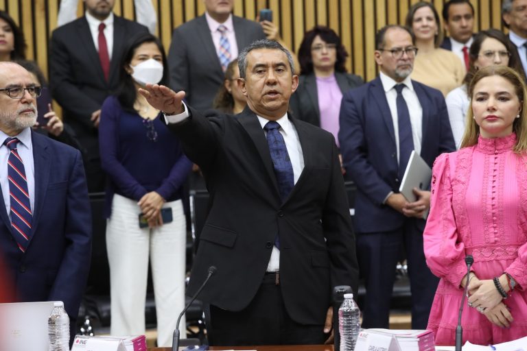 Toma de protesta del Consejero Jorge Montaño Ventura.