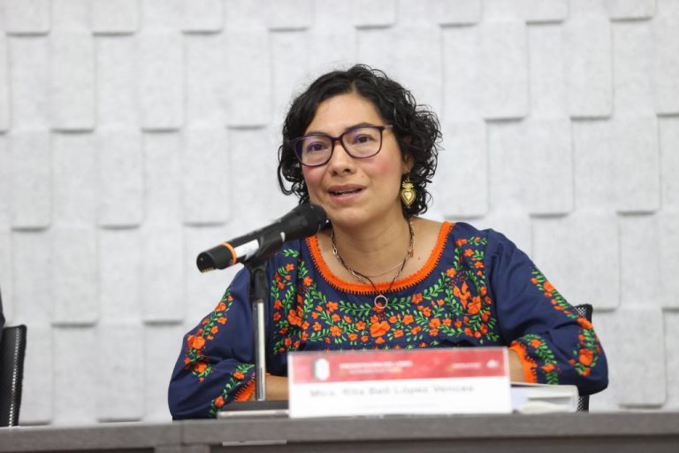 Reconoce Consejera Rita Bell López publicaciones editoriales que