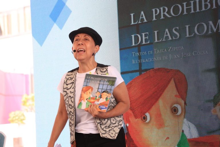 Marcela Romero, Moderadora y cuenta cuentos.