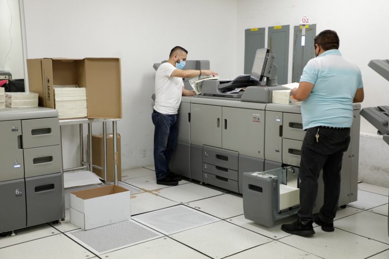 Inició de Impresión de las listas nominales para elecciones locales de Coahuila y Estado de México