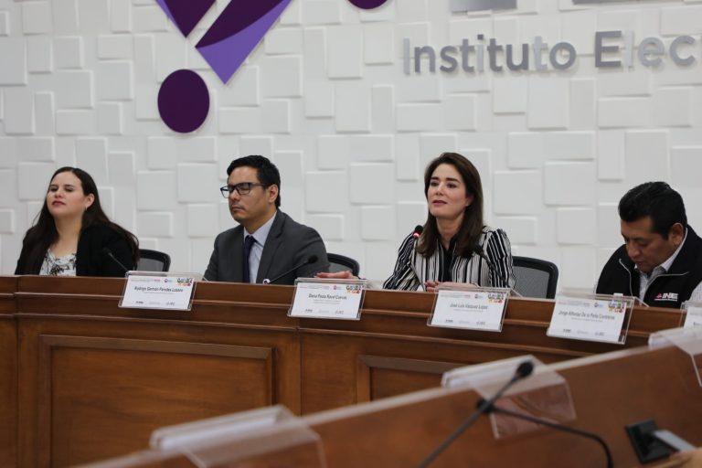 Bienvenida y Panel “El derecho al voto de las personas con discapacidad y de la diversidad sexual”.