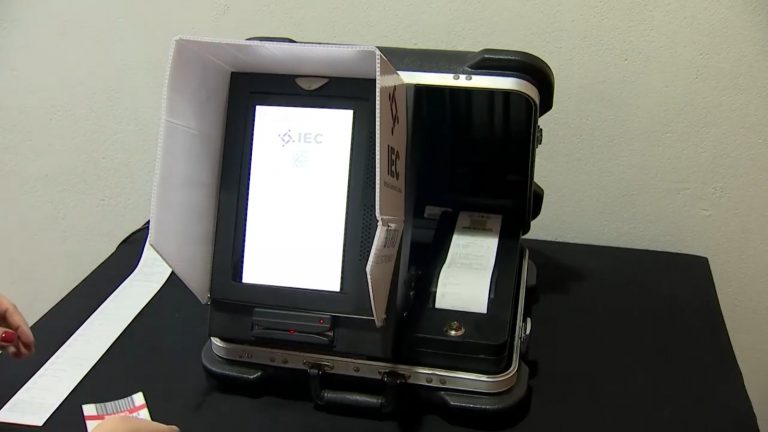 Urna Electrónica del Instituto Electoral de Coahuila