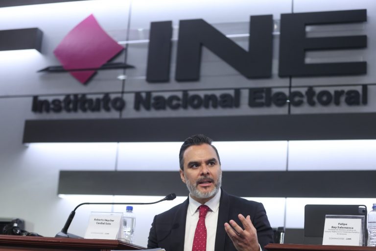 Roberto Heycher Cardiel Soto, Director Ejecutivo de Capacitación Electoral y Educación Cívica del INE.
