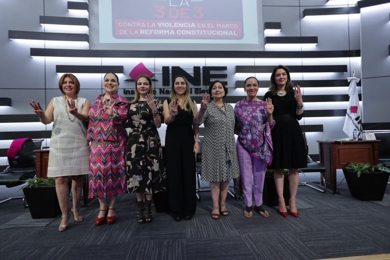 Panel 2: Retos y desafíos de la medida “3 de 3 contra la violencia” rumbo al proceso electoral concurrente 2023-2024 en el marco del ”Foro: La 3 de 3 contra la violencia en el marco de la reforma constitucional.