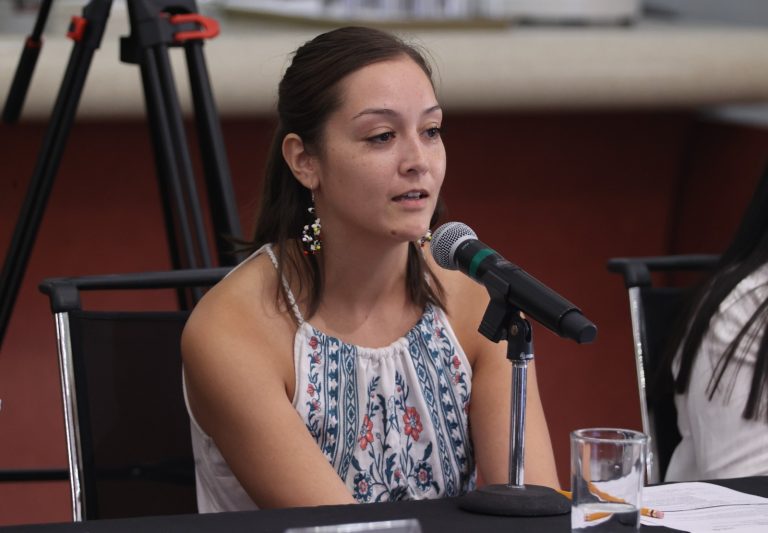 Encuentro entre el INE y Jóvenes Dreamers.