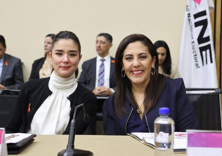 Dania Ravel Cuevas, Claudia Zavala Pérez, Consejeras Electorales.