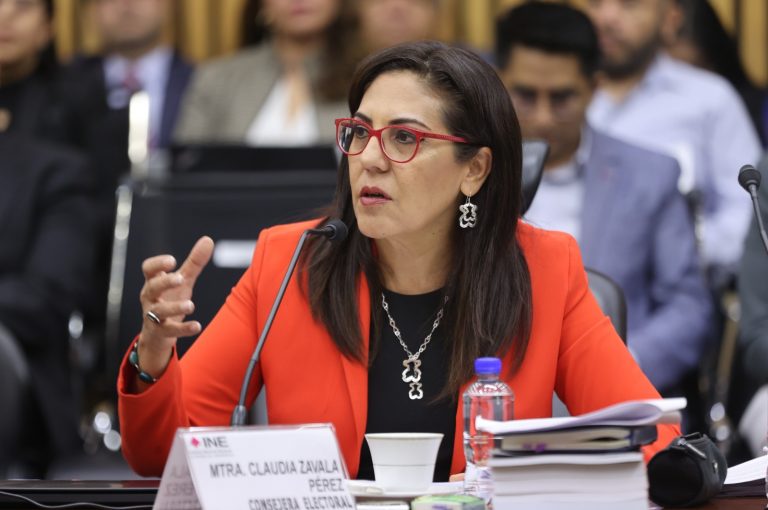 Claudia Zavala Pérez, Consejera Electoral.