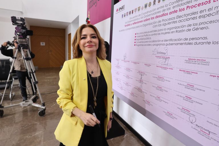 Carla Humphrey Jordan , Consejera Electoral.