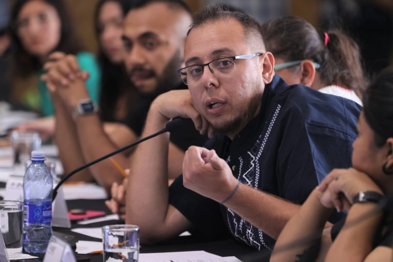 Encuentro entre el INE y Jóvenes Dreamers.