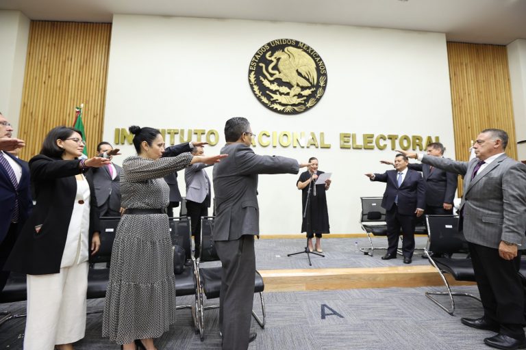 Toma de Protesta protocolaria de las Presidencias de los Consejos Locales con motivo del Inicio del Proceso Electoral 2023-2024.