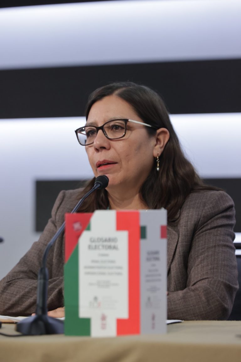 Karla Verónica Félix Neira, Magistrada del Tribunal Electoral del Estado de Coahuila.