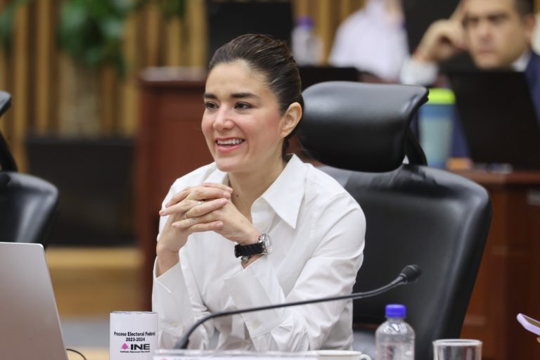 Dania Ravel Cuevas, Consejera Electoral.