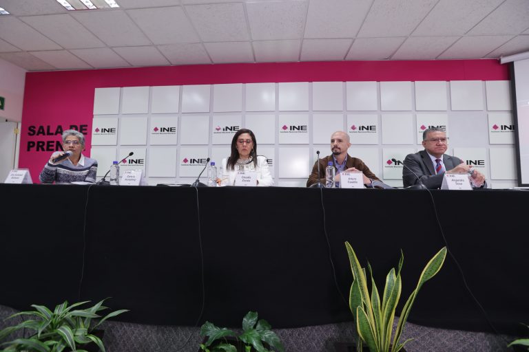 Conferencia de prensa sobre el voto desde el extranjero para los Procesos Electorales Federales y Locales 2023-2024.