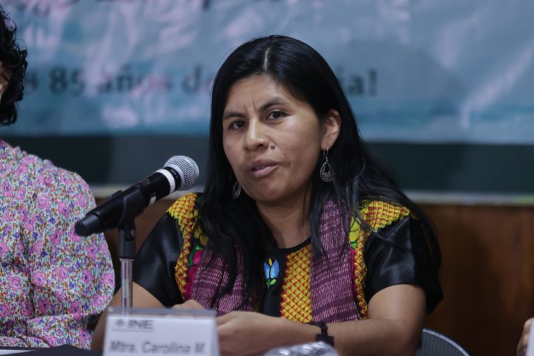 Carolina María Vásquez García, Autora del Libro.