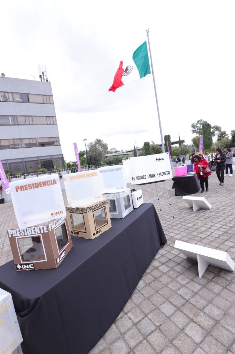 Evento titulado 70 años del voto de las Mujeres en México: Forjadoras de la Democracia.