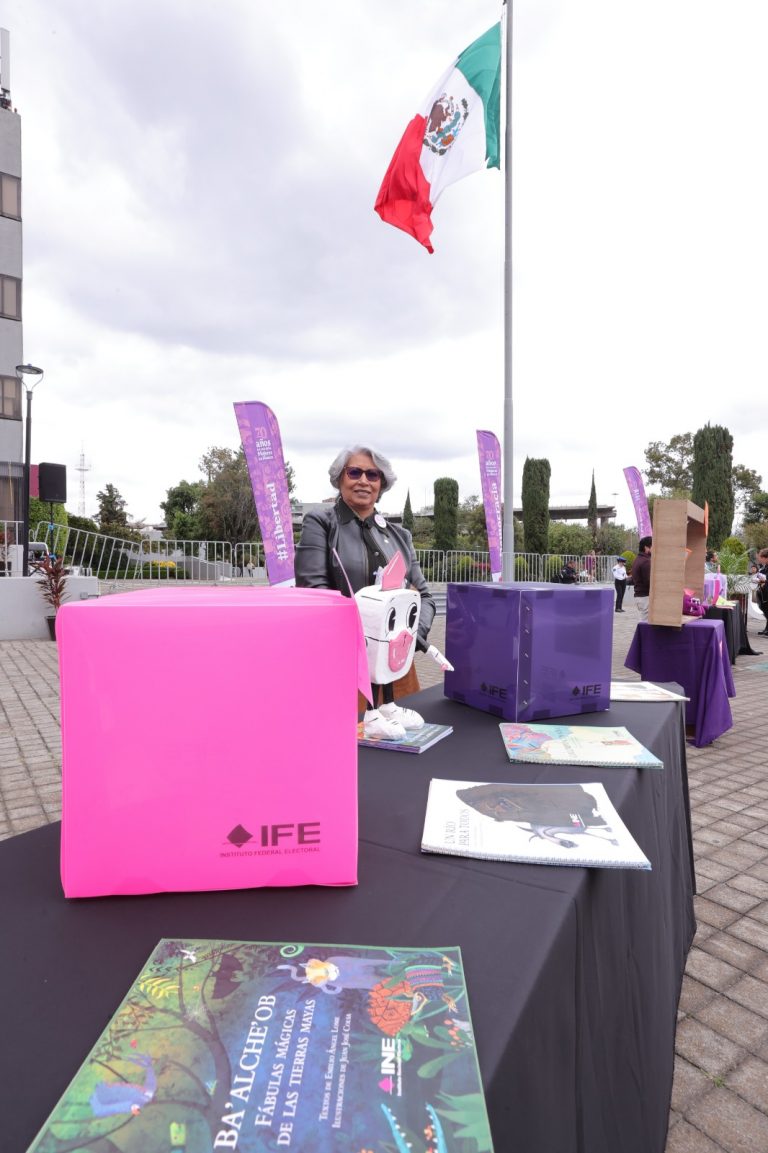 Evento titulado 70 años del voto de las Mujeres en México: Forjadoras de la Democracia.