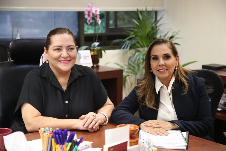 Firma de convenio entre el INE y el Gobierno del estado de Quintana Roo