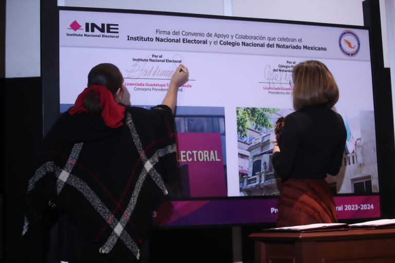 Firma de Convenio de Apoyo y Colaboración que celebran el Instituto Nacional Electoral y el Colegio Nacional del Notariado Mexicano.