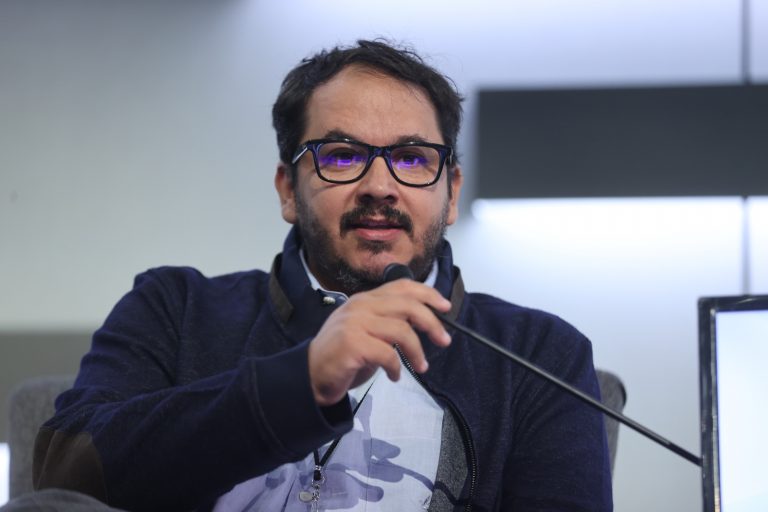 Frederico Franco Alvim, Experto internacional.