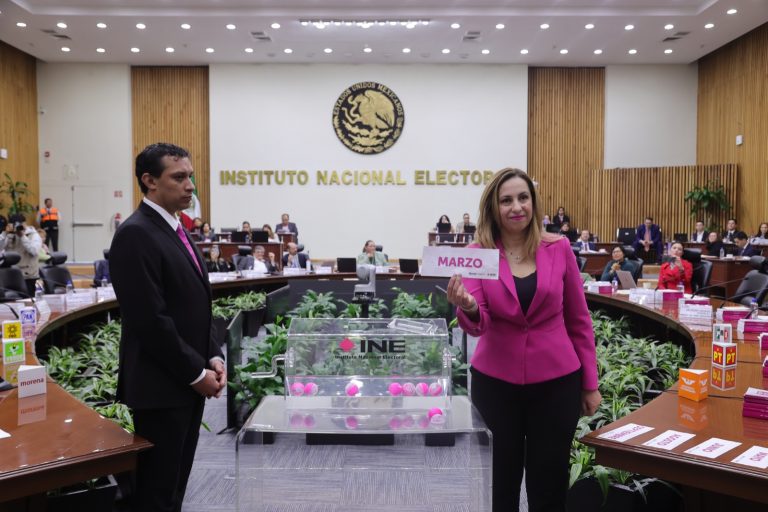 Sorteo del mes que será tomado como base para la insaculación de la ciudadanía que integrará las Mesas Directivas de Casilla en los procesos electorales 2023-2024.