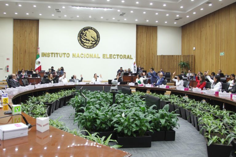 Botón para acceder a la cápsula de audio del Resumen de la sesión del Consejo General del INE