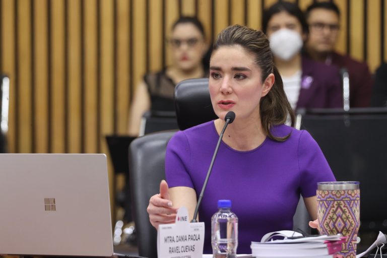 Dania Ravel Cuevas , Consejera Electoral.