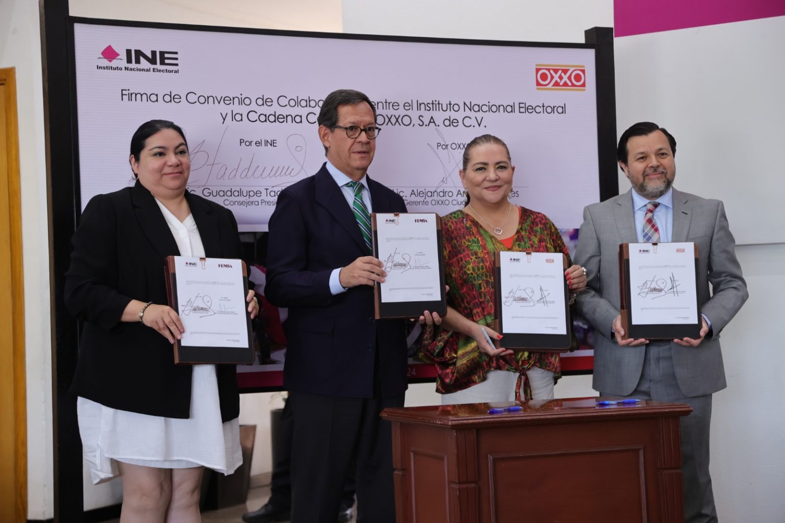 Firma Ine Convenio Con Femsa Y Oxxo Para Impulsar La Participación Informada En Proceso 9881