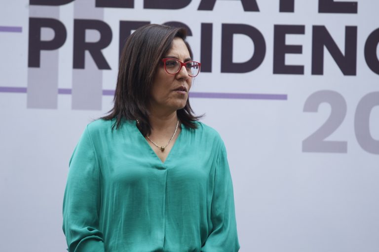 Claudia Zavala  Pérez , Consejera Electoral e integrante de la Comisión temporal de debates.