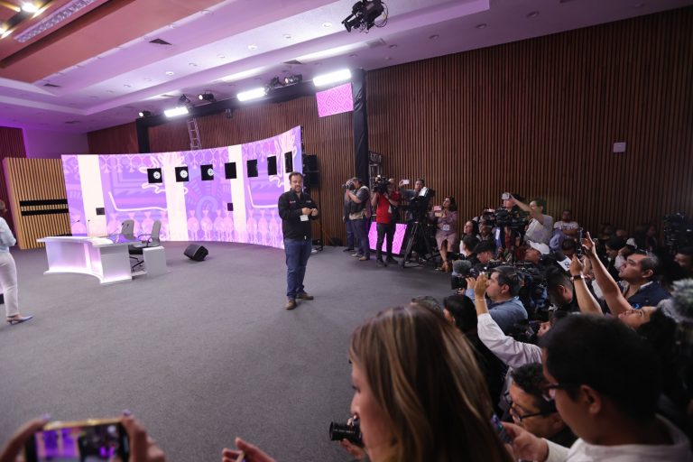 Presentación del Set del Primer Debate Presidencial.